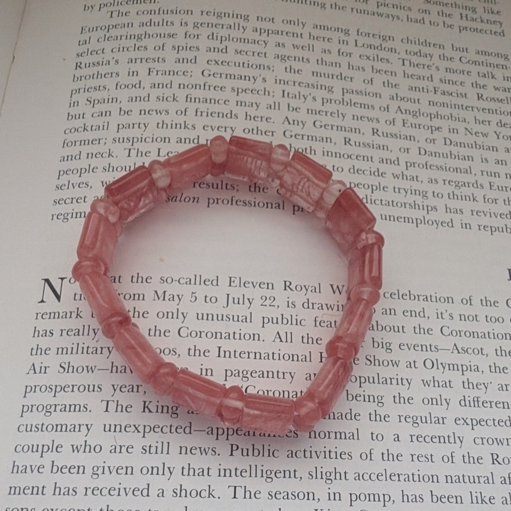 Pink Beaded Stretch Bracelet - Picture 7 of 7